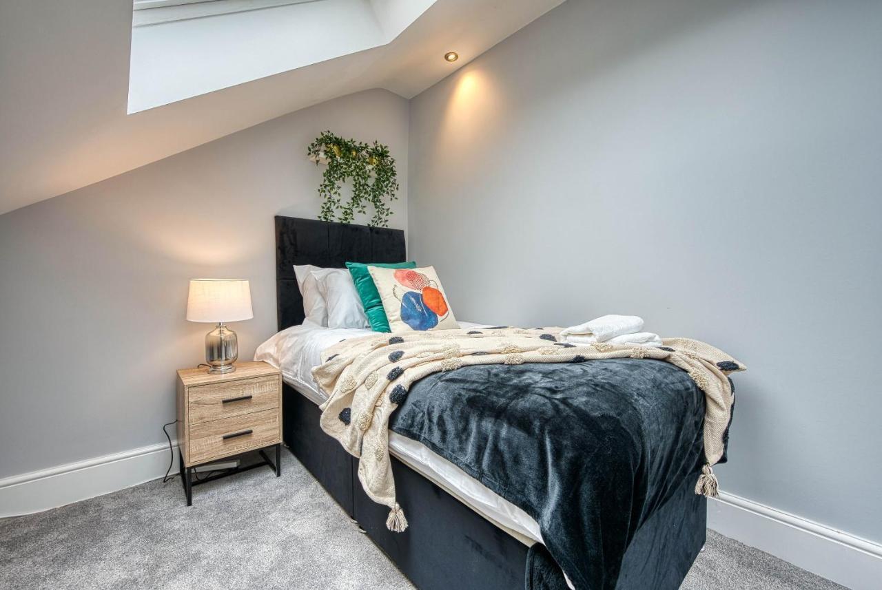 Spacious Nottingham Abode - Sleeps 16 Exterior foto